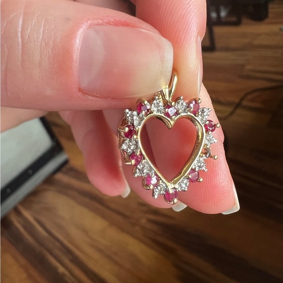 Diamond and ruby - Picture 8 of 13